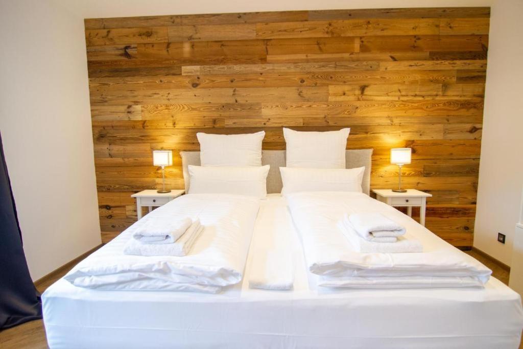Schiefer Suite Hotel & Apartments Гослар Экстерьер фото