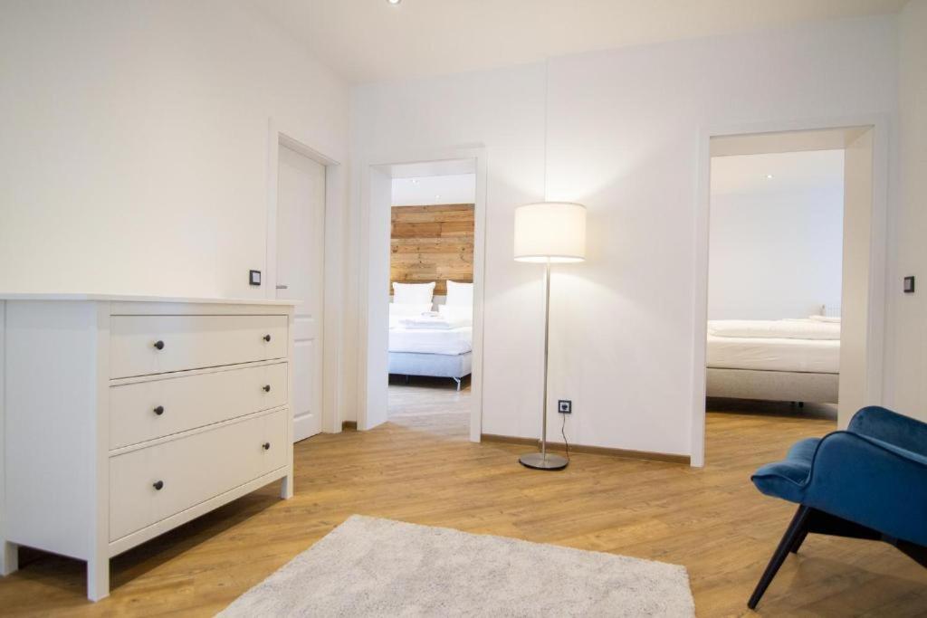 Schiefer Suite Hotel & Apartments Гослар Экстерьер фото