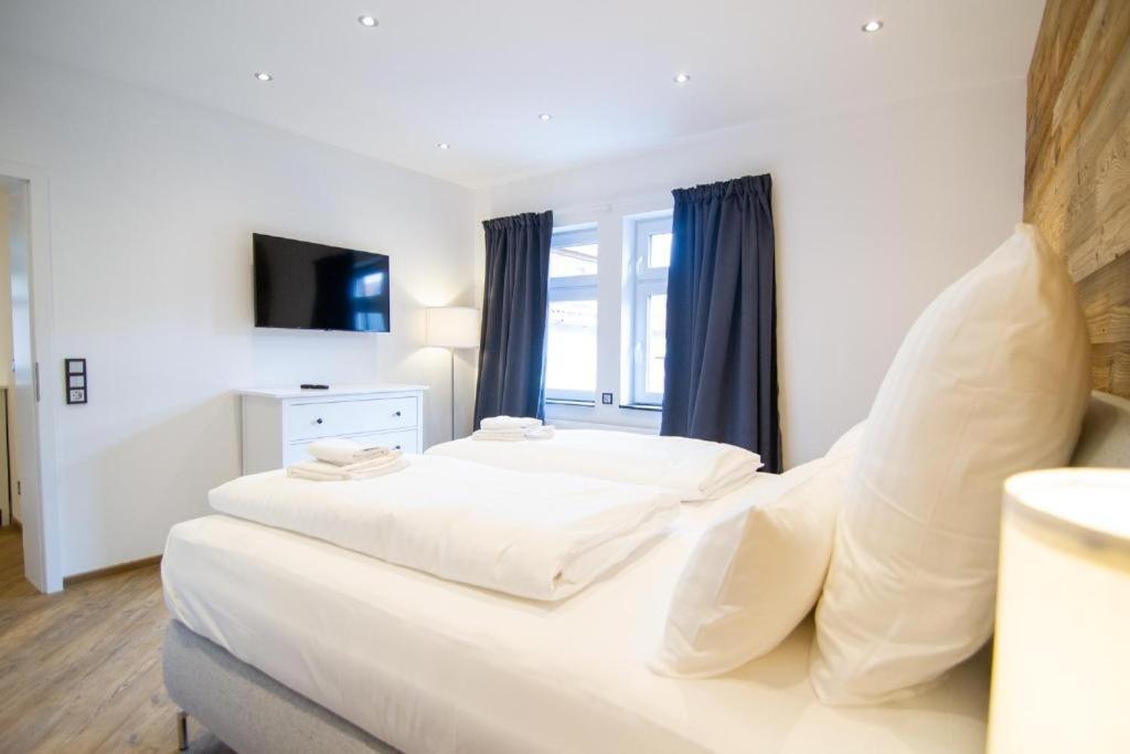 Schiefer Suite Hotel & Apartments Гослар Экстерьер фото
