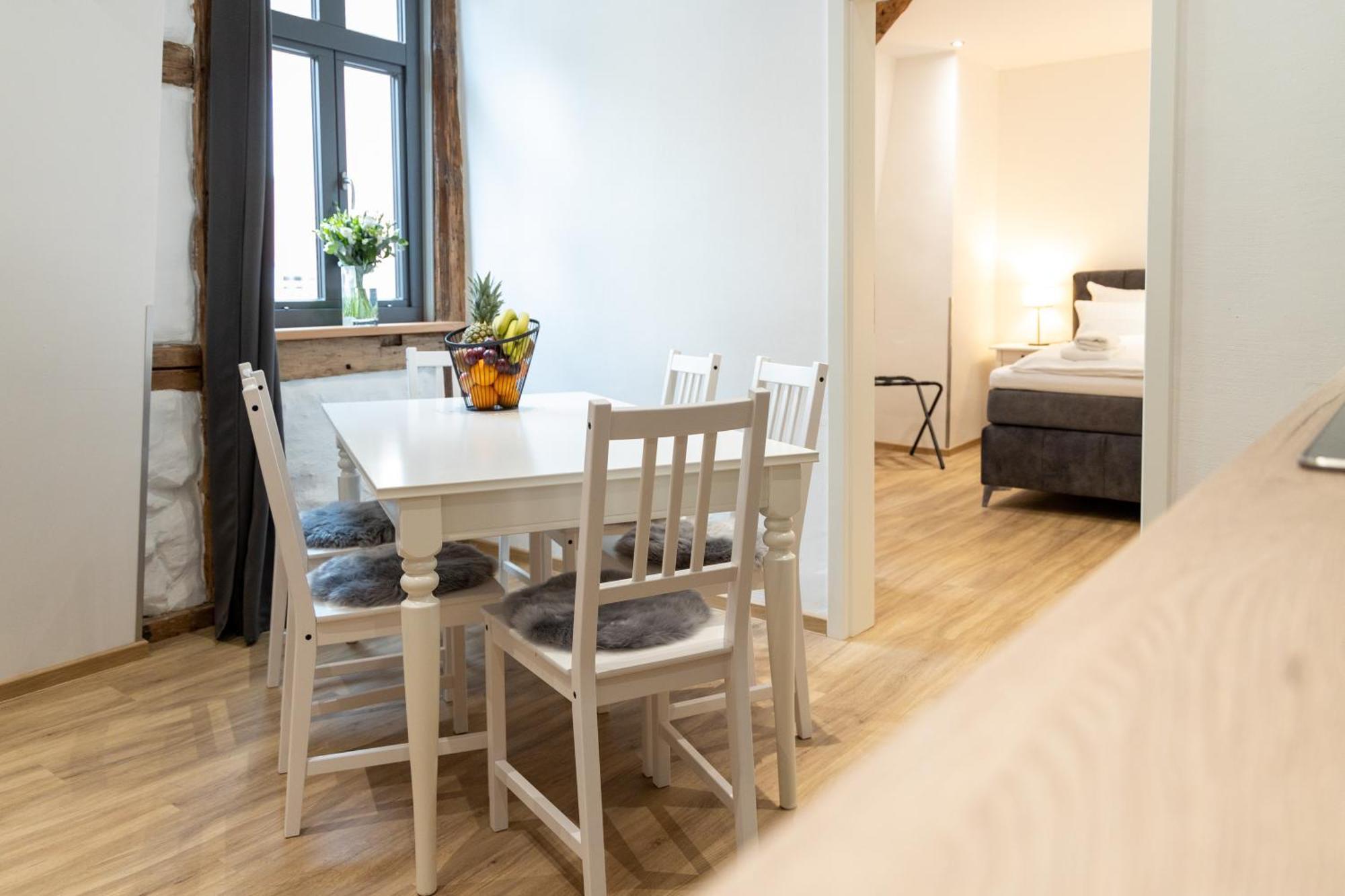 Schiefer Suite Hotel & Apartments Гослар Экстерьер фото