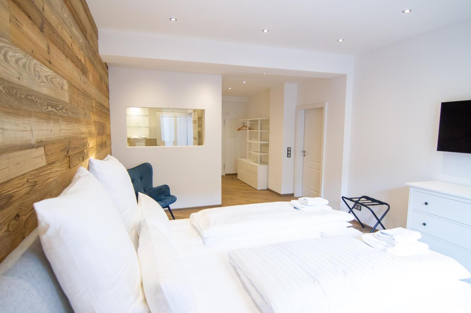 Schiefer Suite Hotel & Apartments Гослар Экстерьер фото